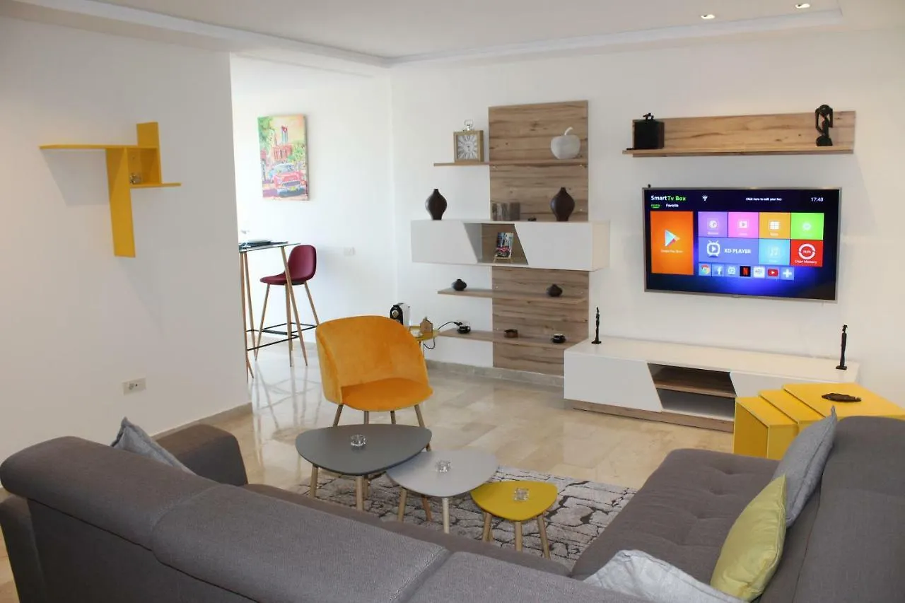 Chic&Cosy Appartment contacts